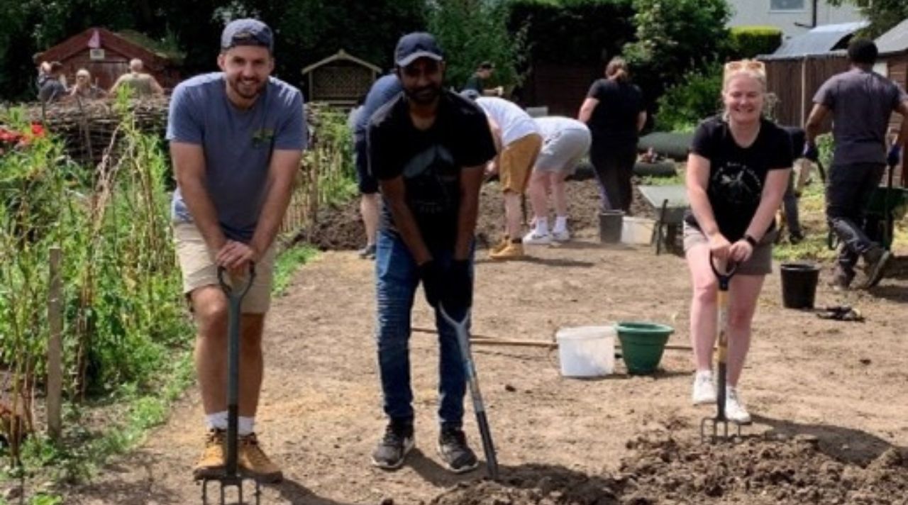 team of people volunteering at Flower Pod Newark